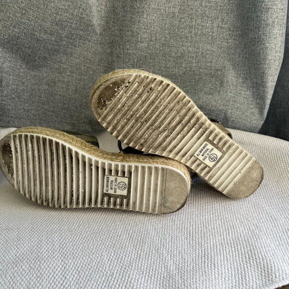 Soda Brand Open Toe Buckle Ankle Strap Espadrilles Flatform Wedge Casual Sandal - Picture 6 of 6